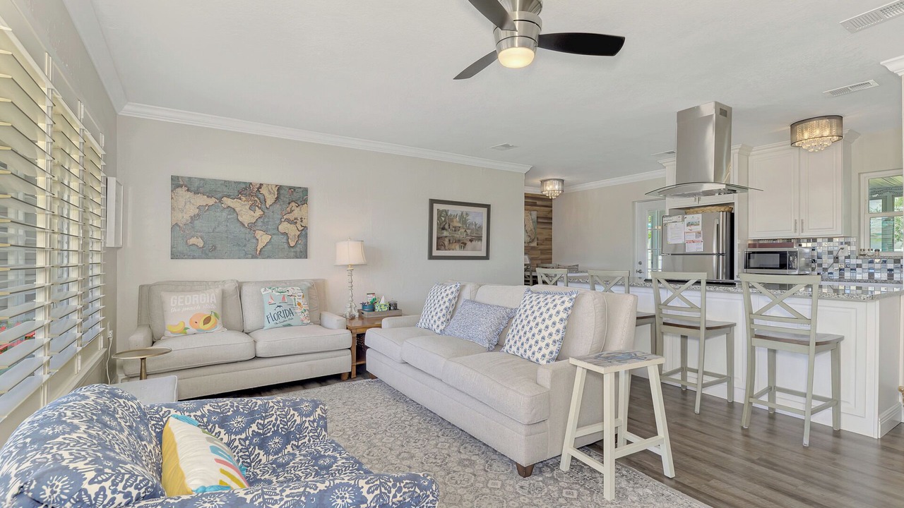 Photo of Livingroom in Venice Gardens