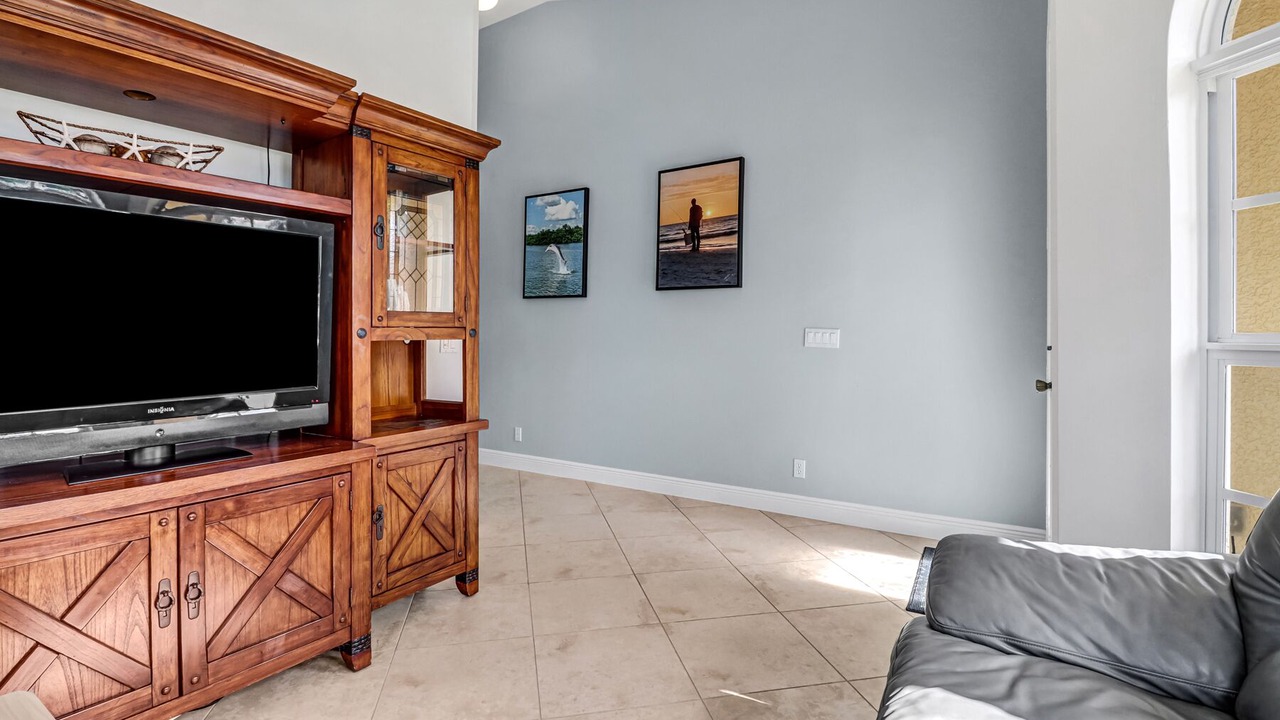 Photo of Livingroom in Naples Park