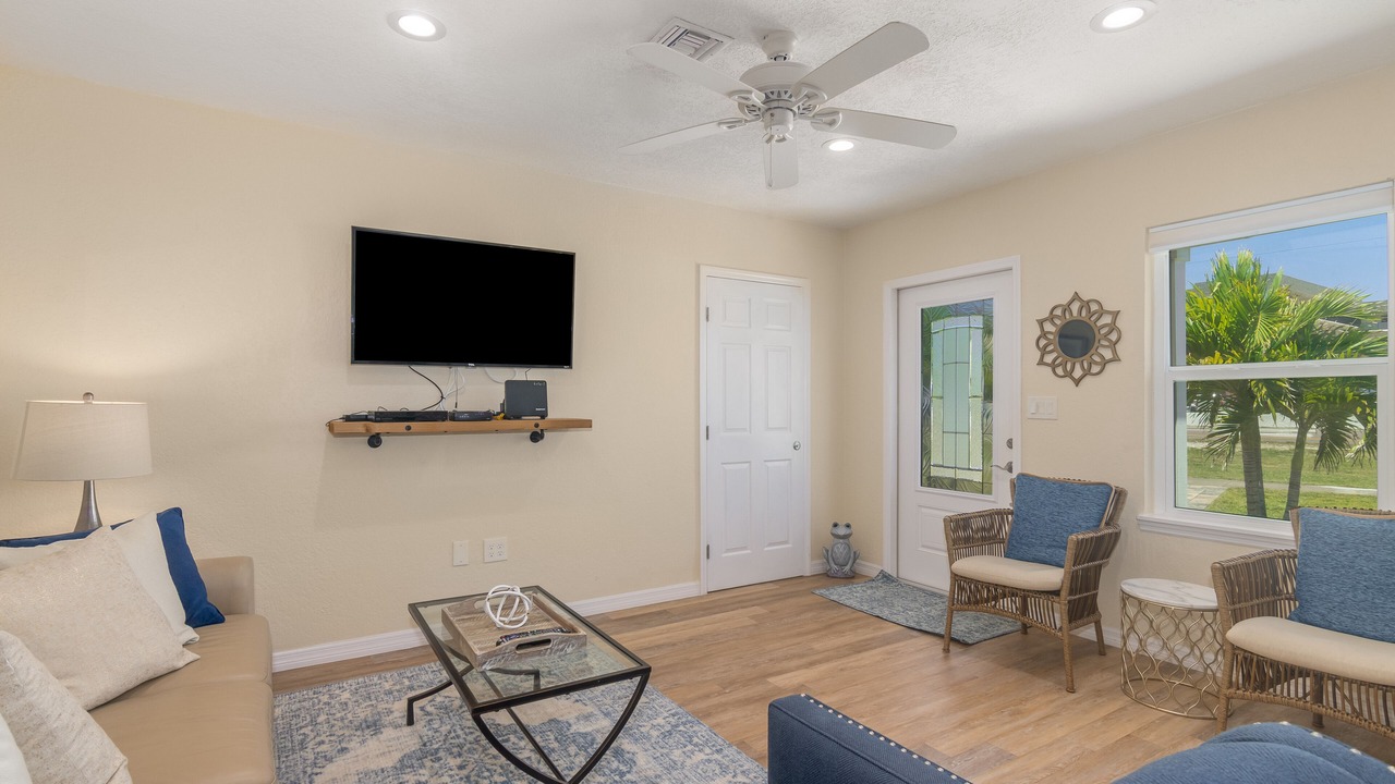 Photo of Livingroom in Cocoa Beach