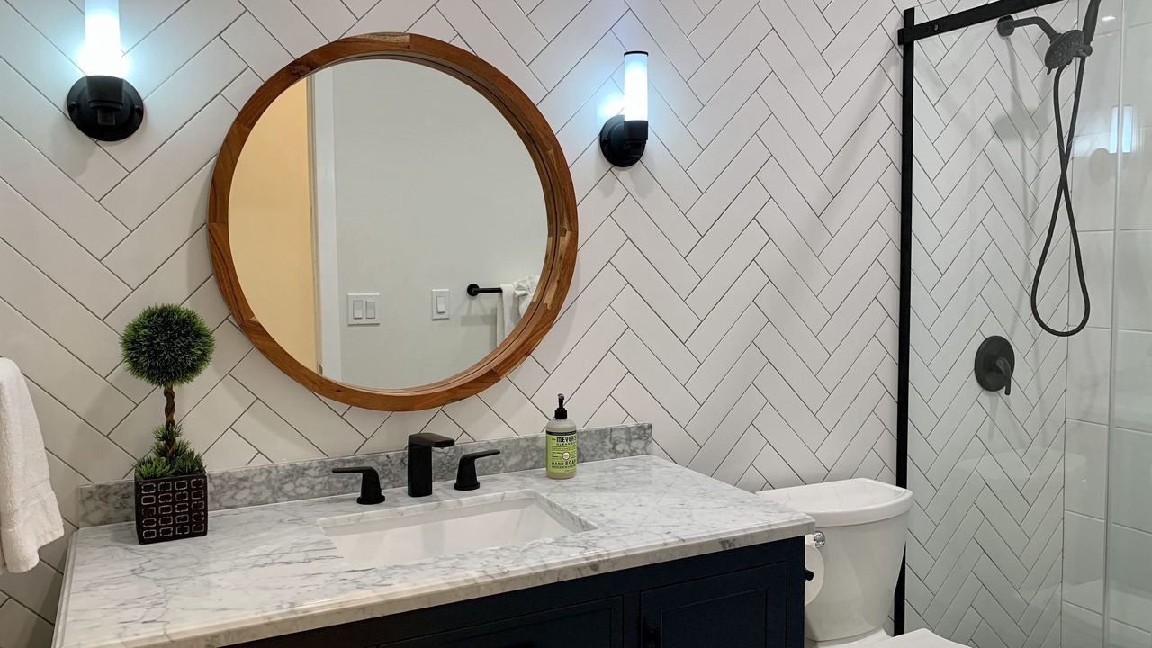 Photo of Bathroom in Bonita Shores