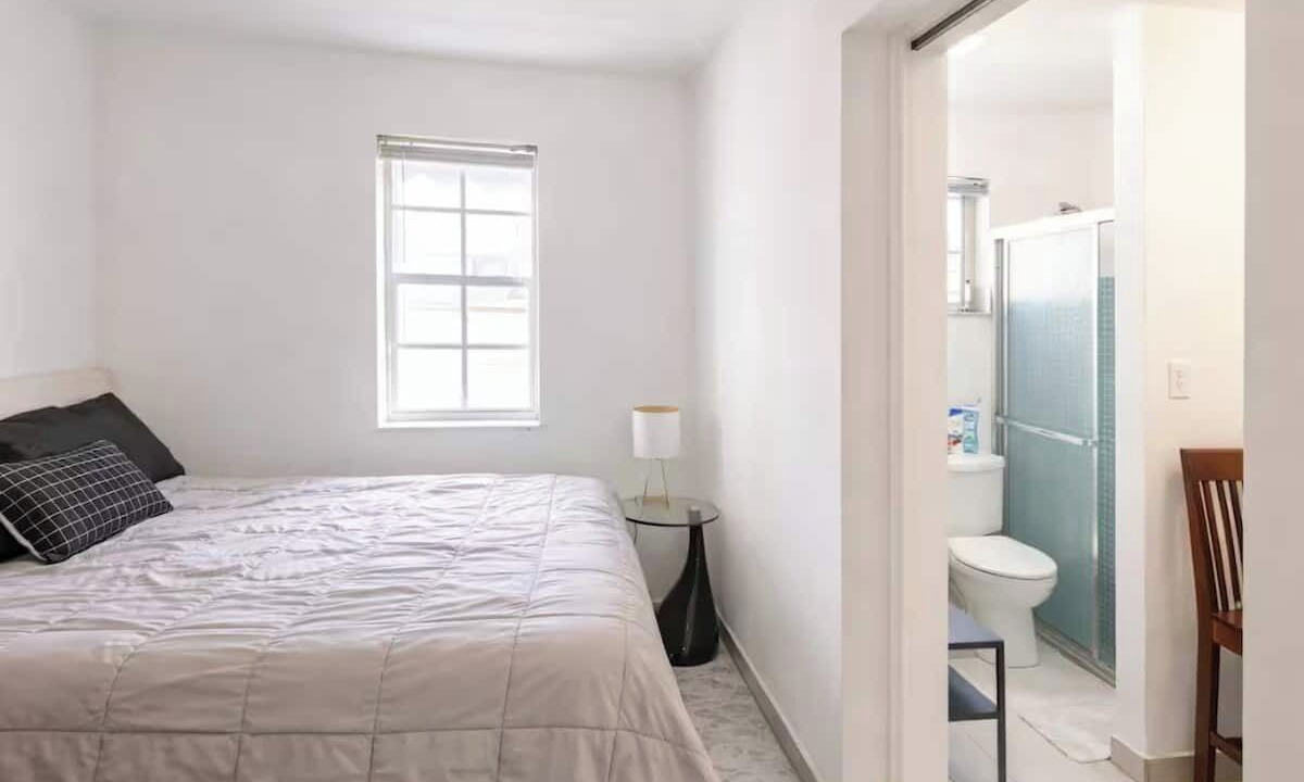 Photo of Bedroom in The Roads