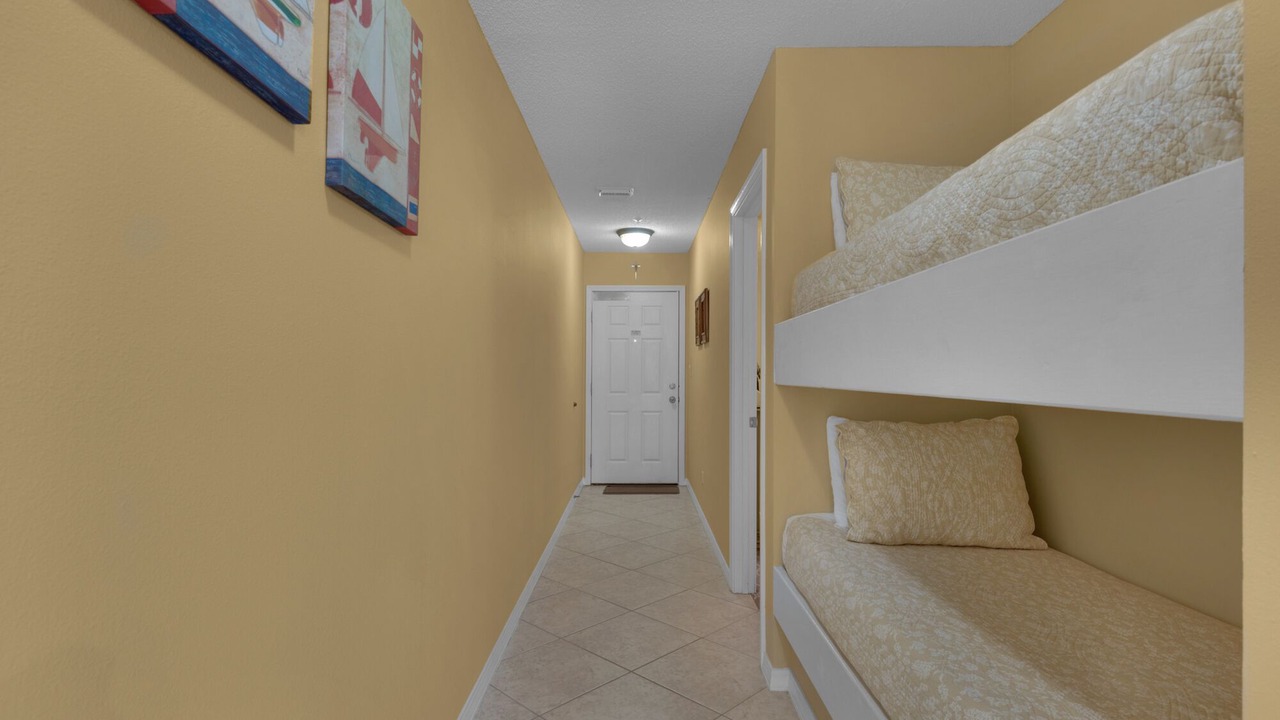 Photo of Bedroom in Miramar Beach