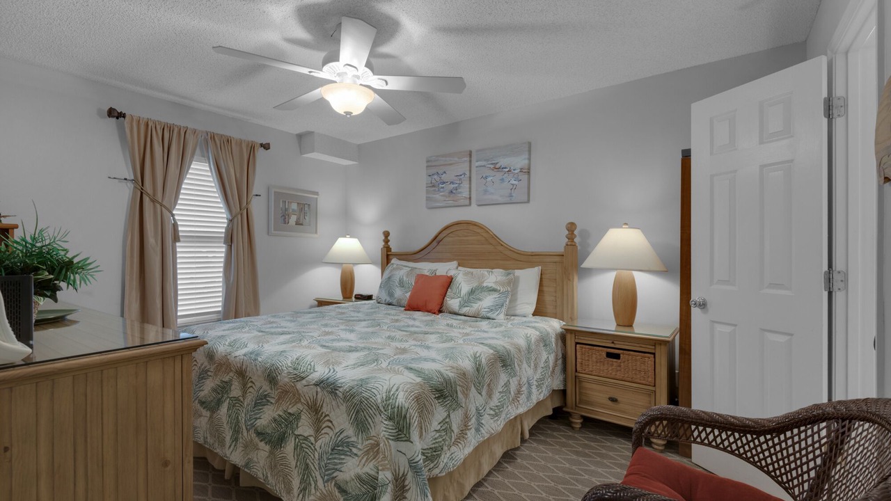 Photo of Bedroom in Miramar Beach
