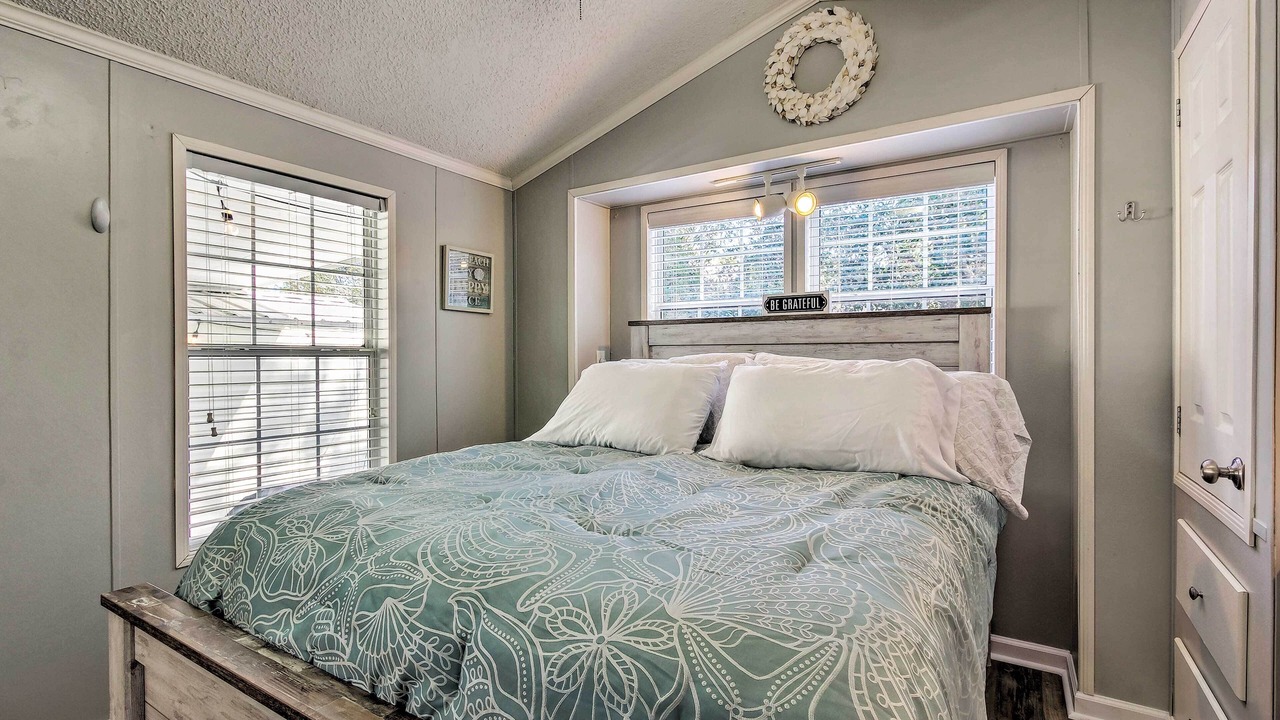 Photo of Bedroom in Miramar Beach