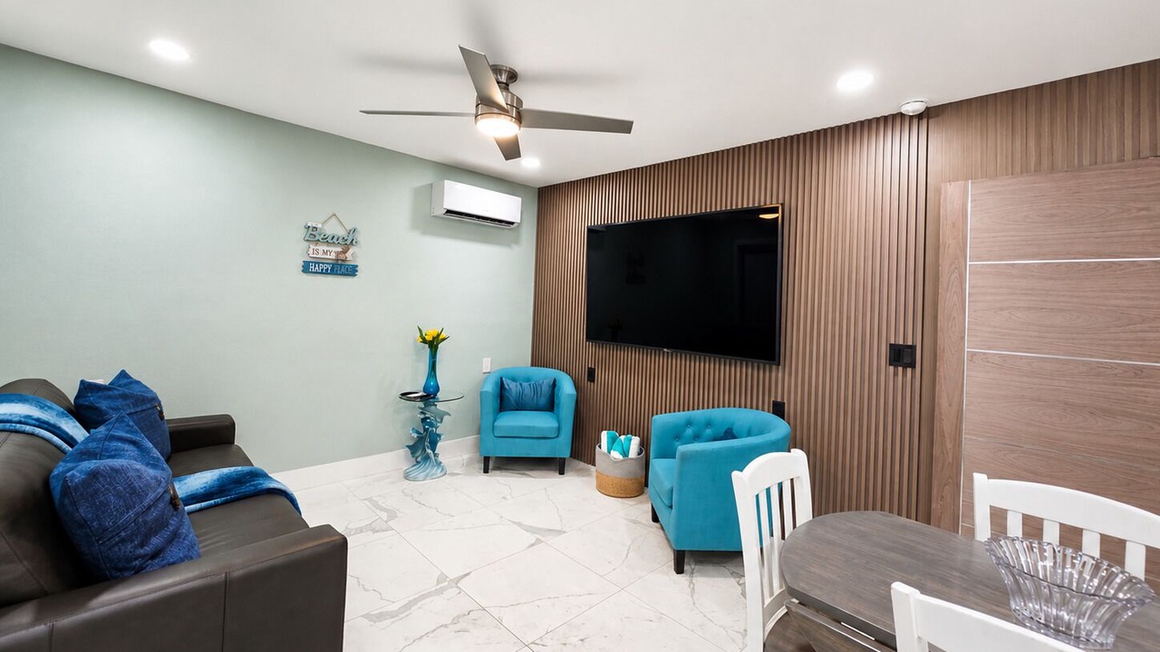 Photo of Livingroom in Madeira Beach