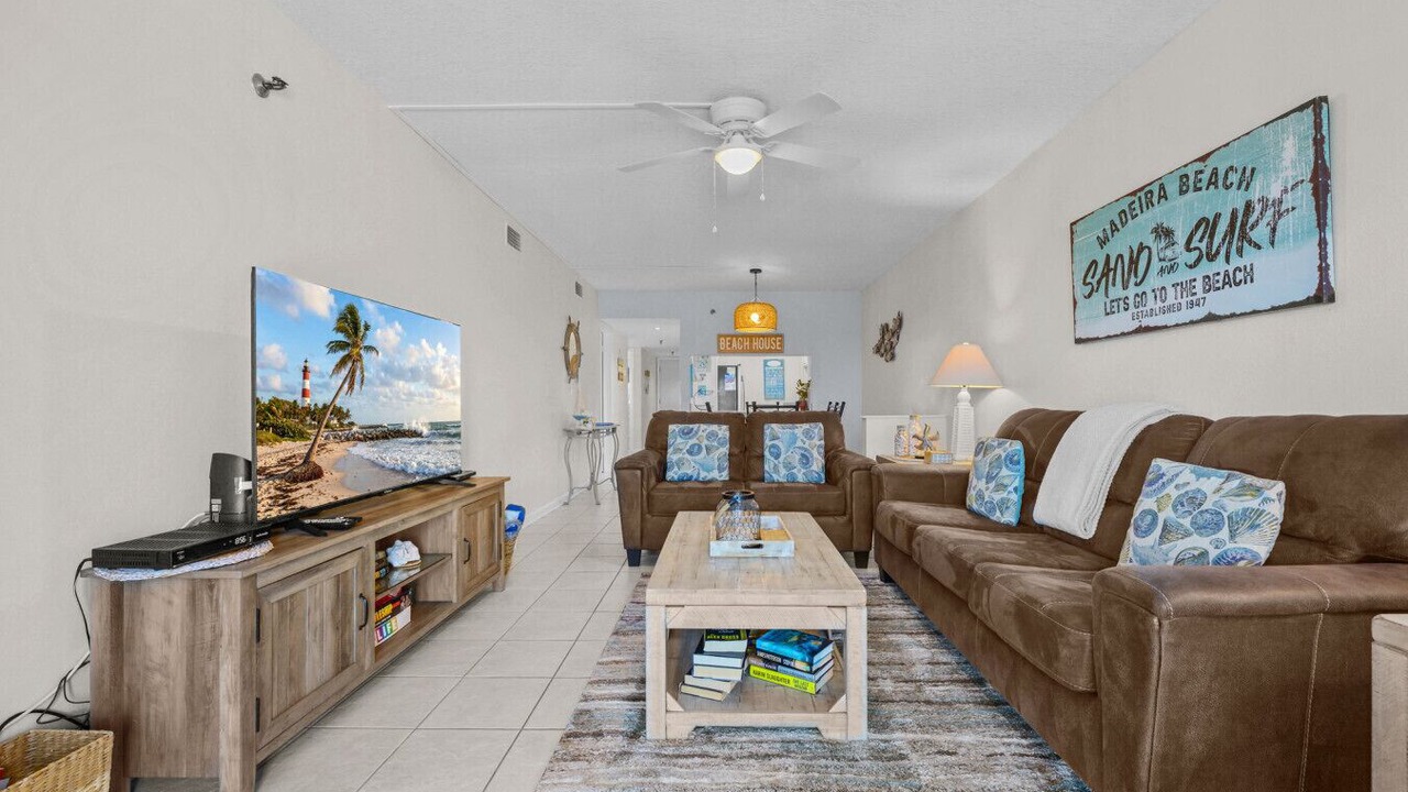 Photo of Livingroom in Madeira Beach