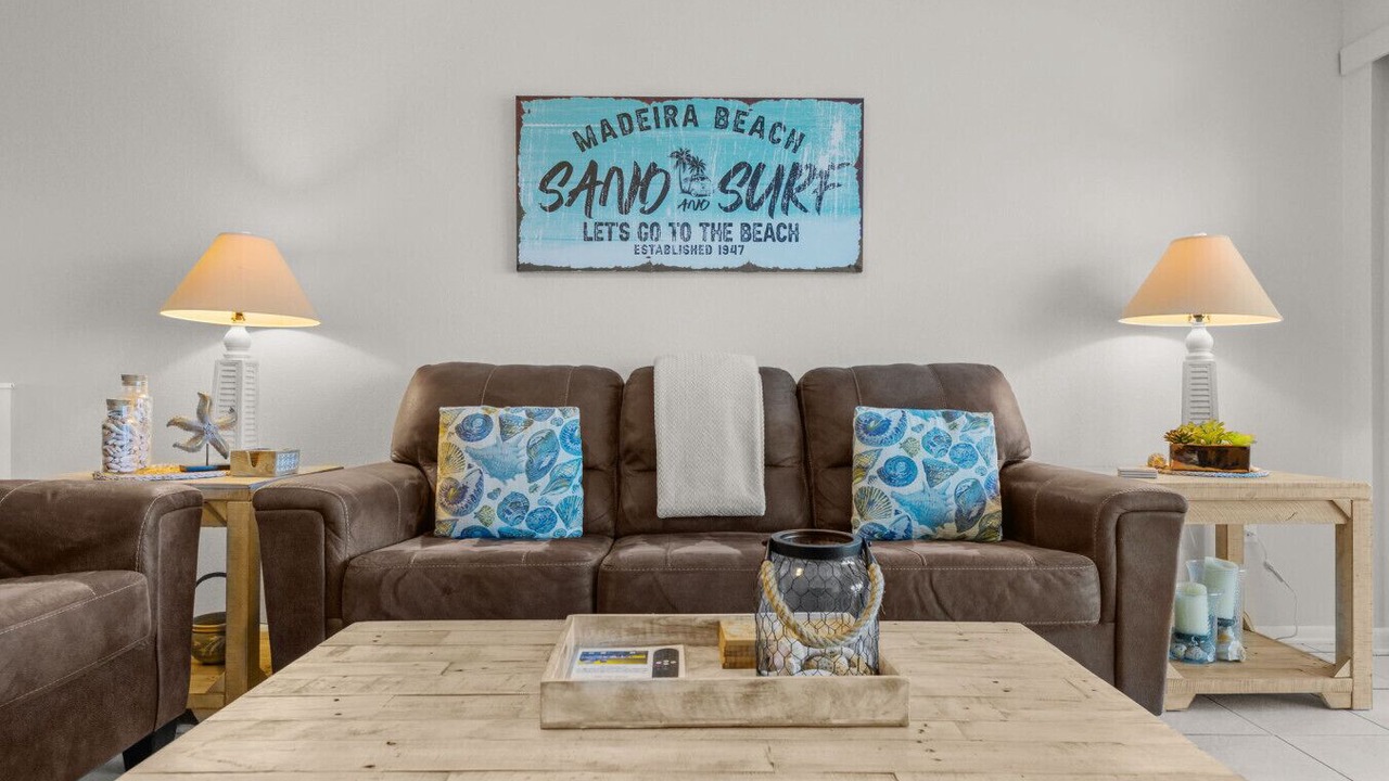 Photo of Livingroom in Madeira Beach