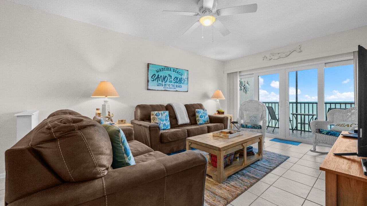 Photo of Livingroom in Madeira Beach