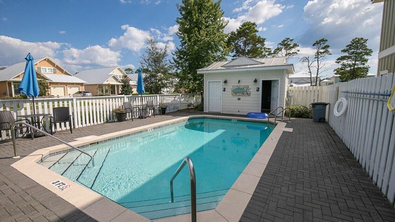 Photo of Outdoor in Gulf Place
