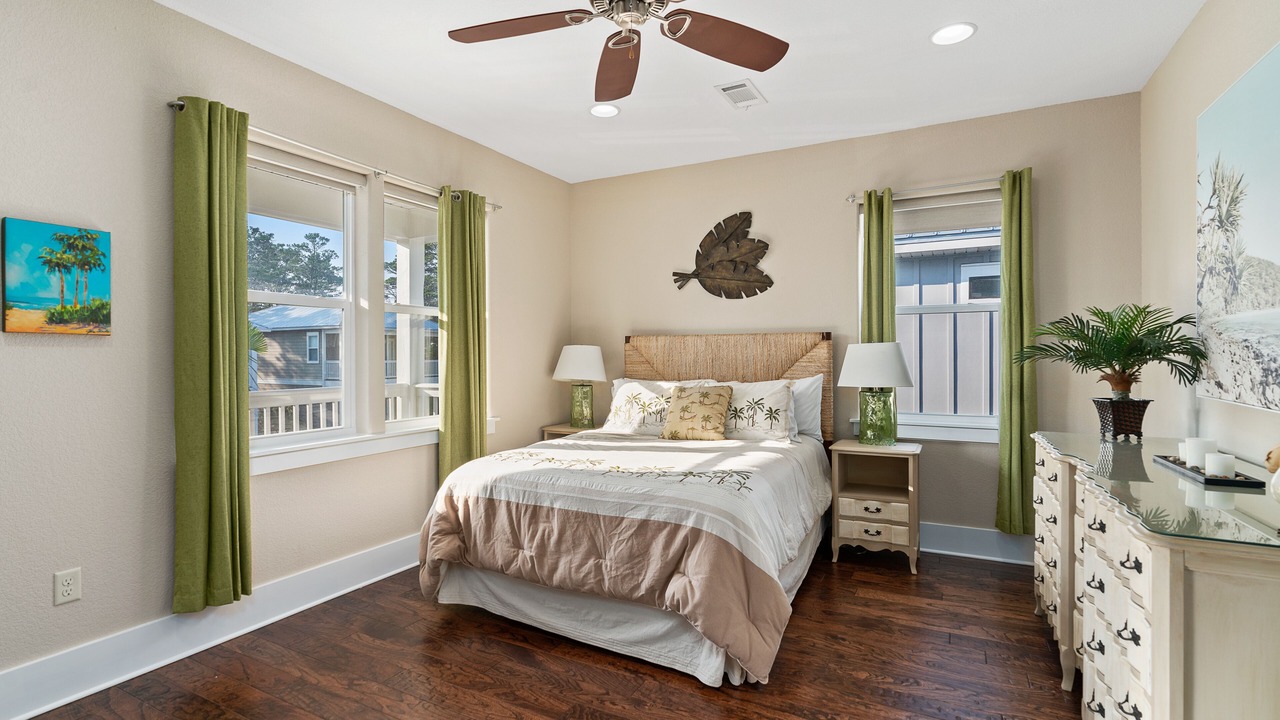 Photo of Bedroom in Gulf Place