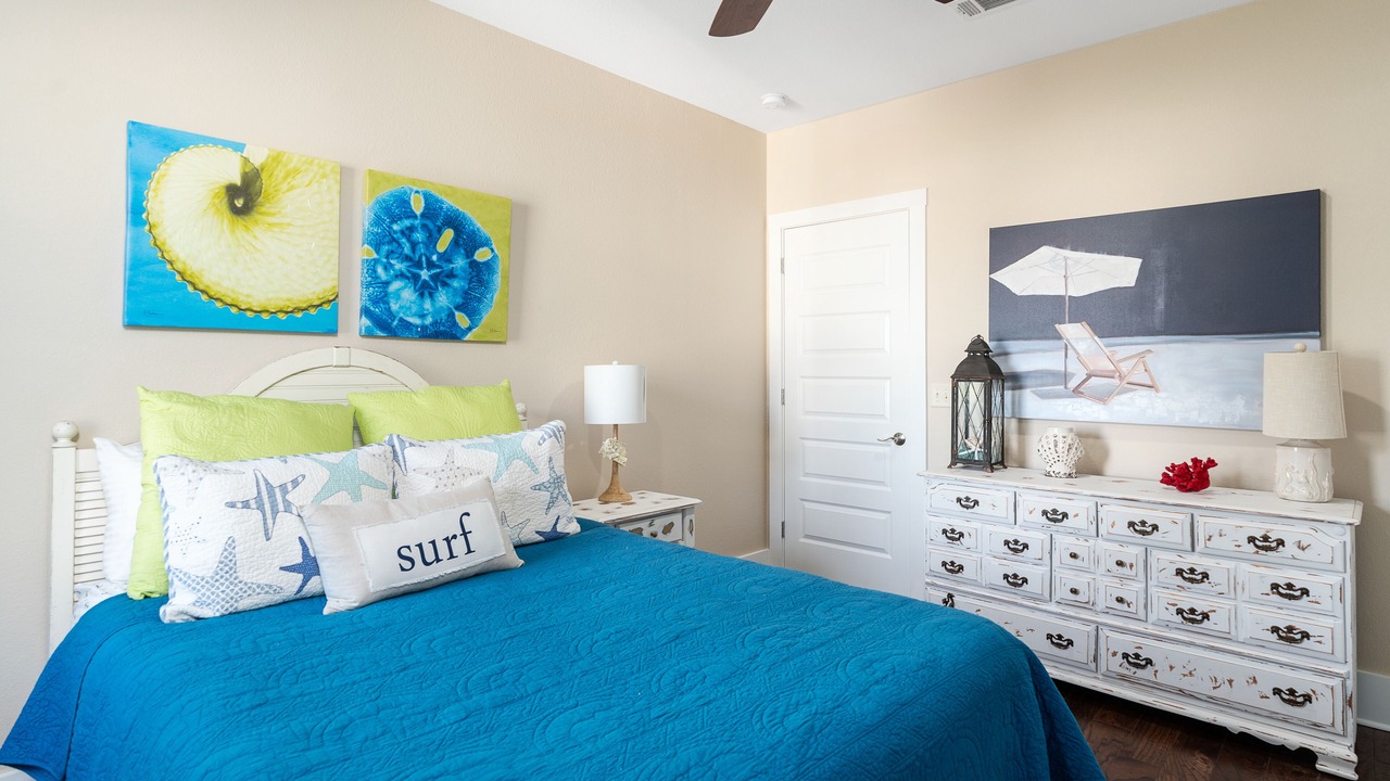 Photo of Bedroom in Gulf Place
