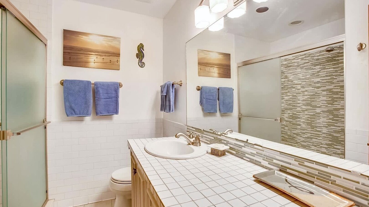 Photo of Bathroom in Butler Beach