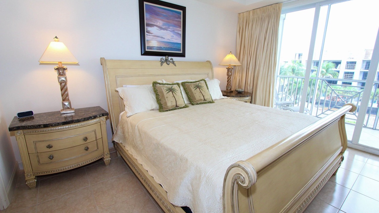 Photo of Bedroom in Bonita Shores