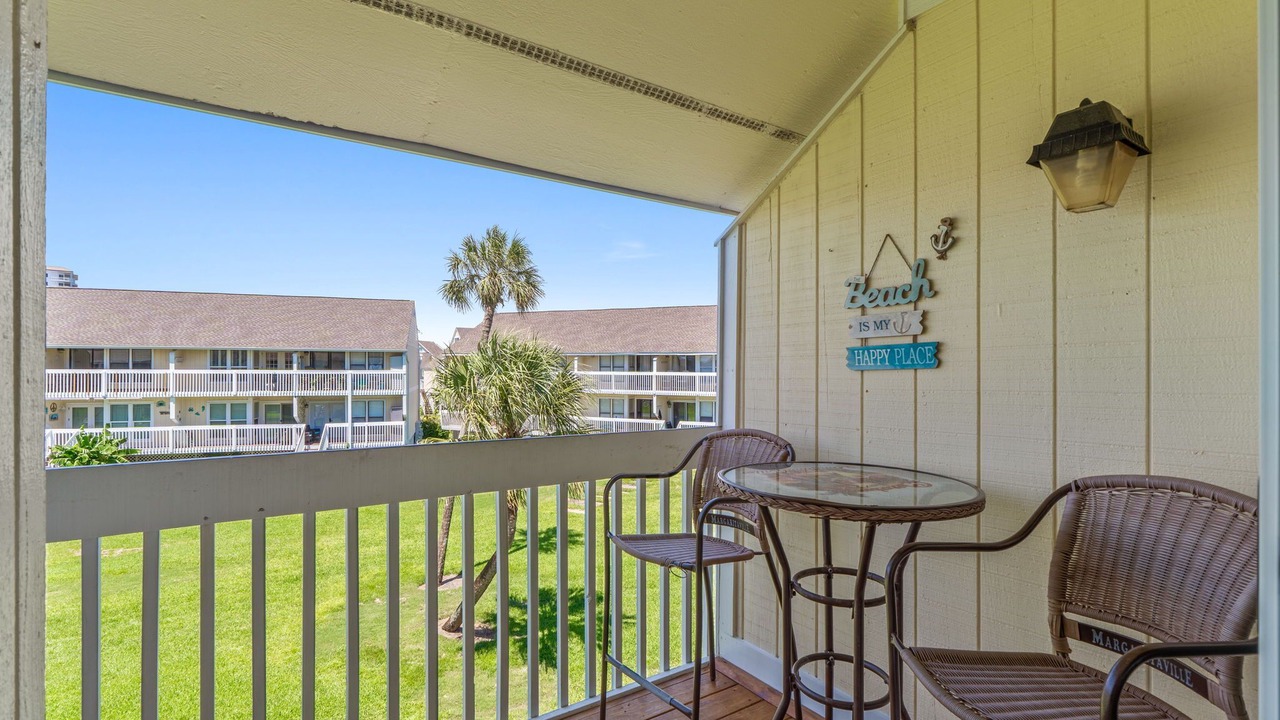 Photo of Patio Balcony in Holiday Isle