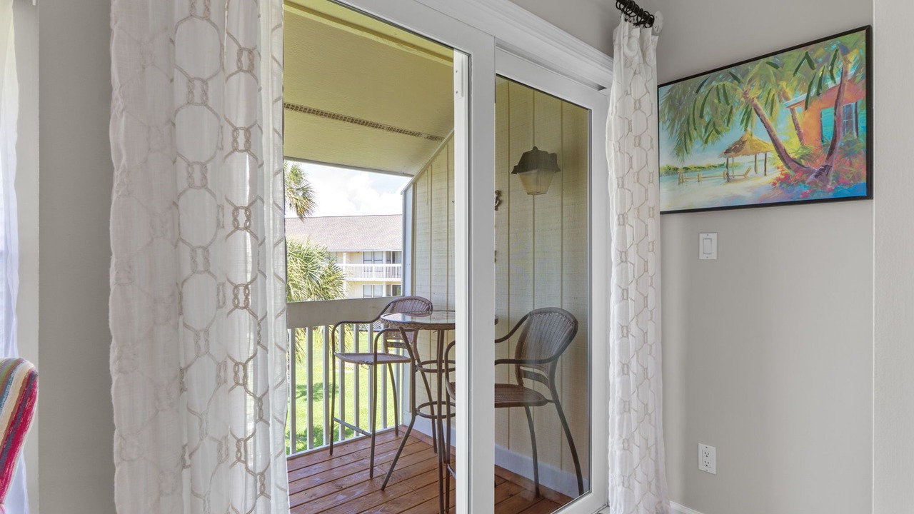 Photo of Patio Balcony in Holiday Isle