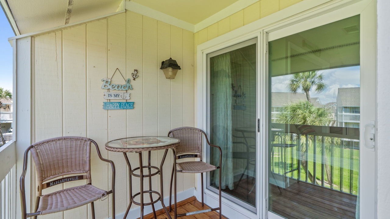 Photo of Patio Balcony in Holiday Isle