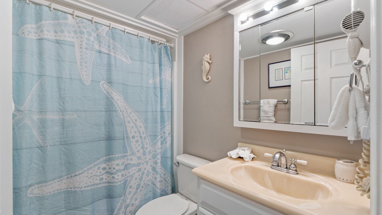 Photo of Bathroom in Holiday Isle