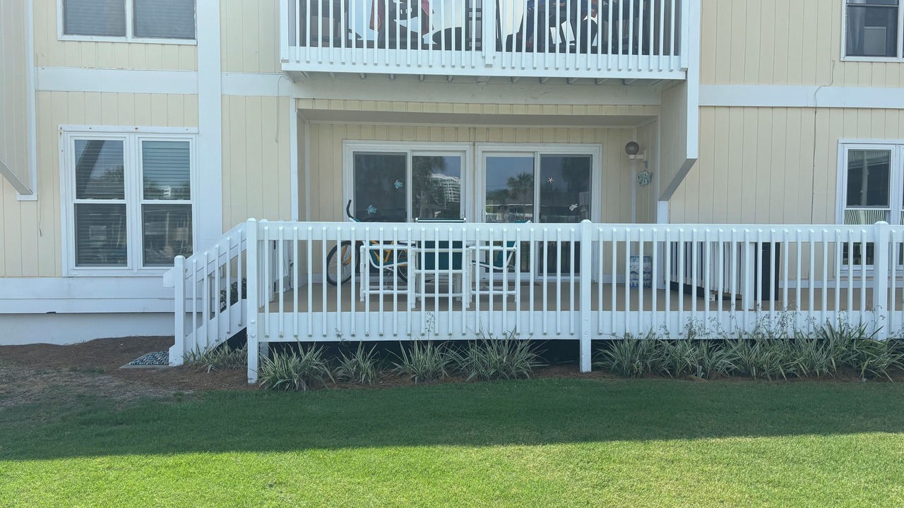Photo of Others in Holiday Isle