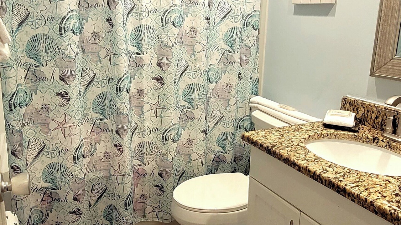 Photo of Bathroom in Holiday Isle