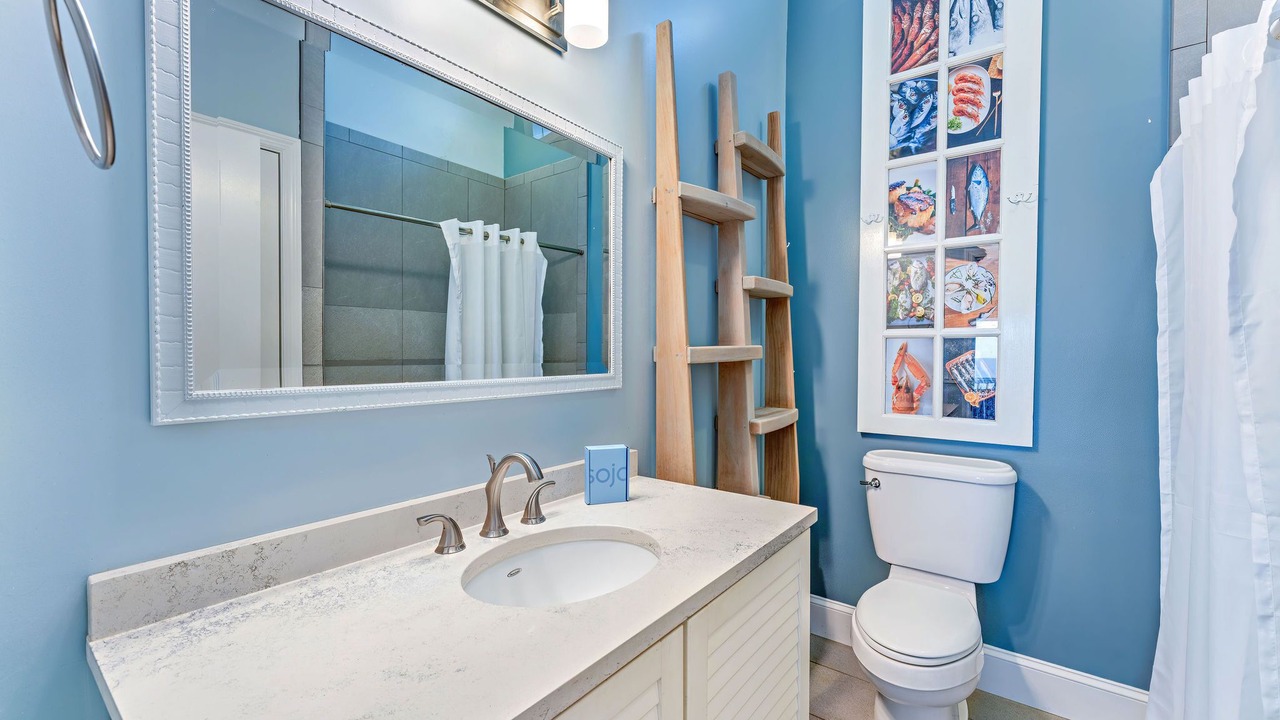 Photo of Bathroom in Plantation
