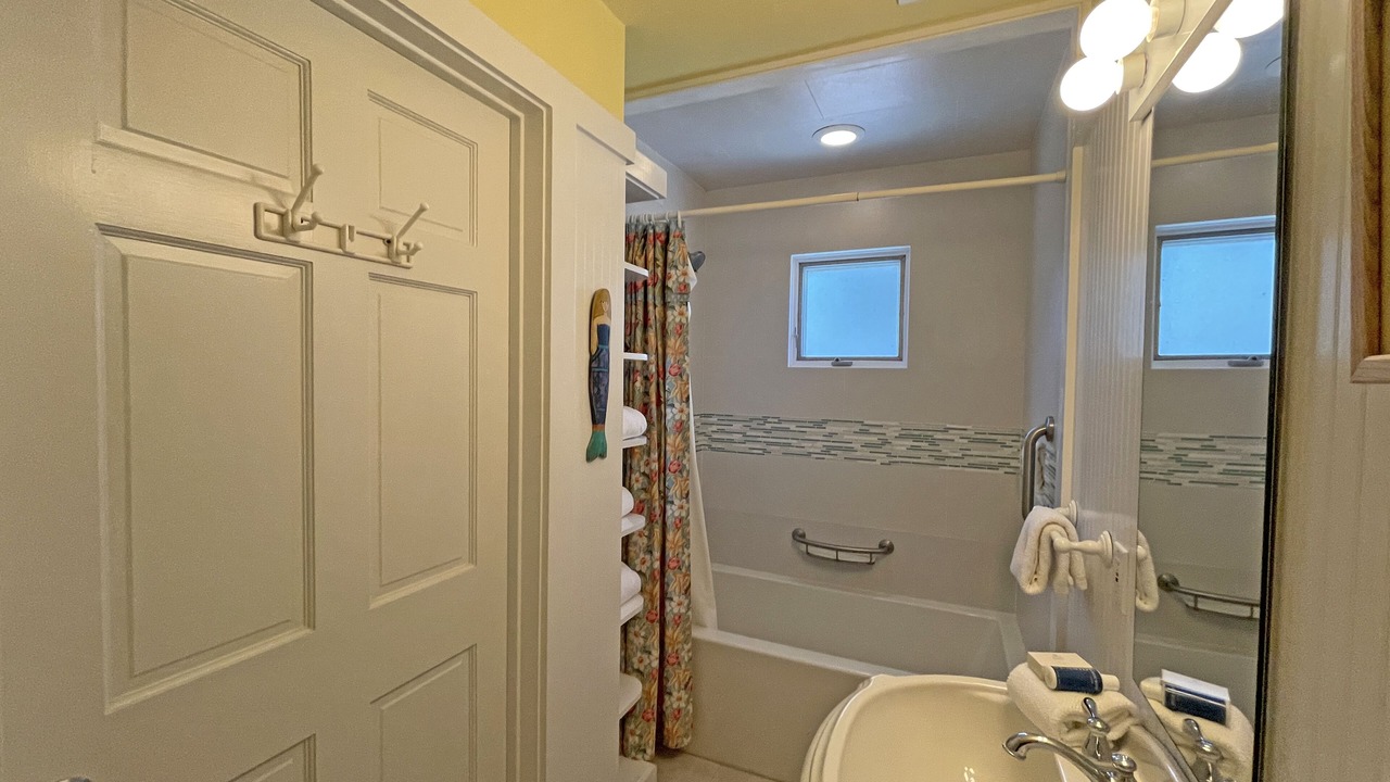 Photo of Bathroom in Seaside
