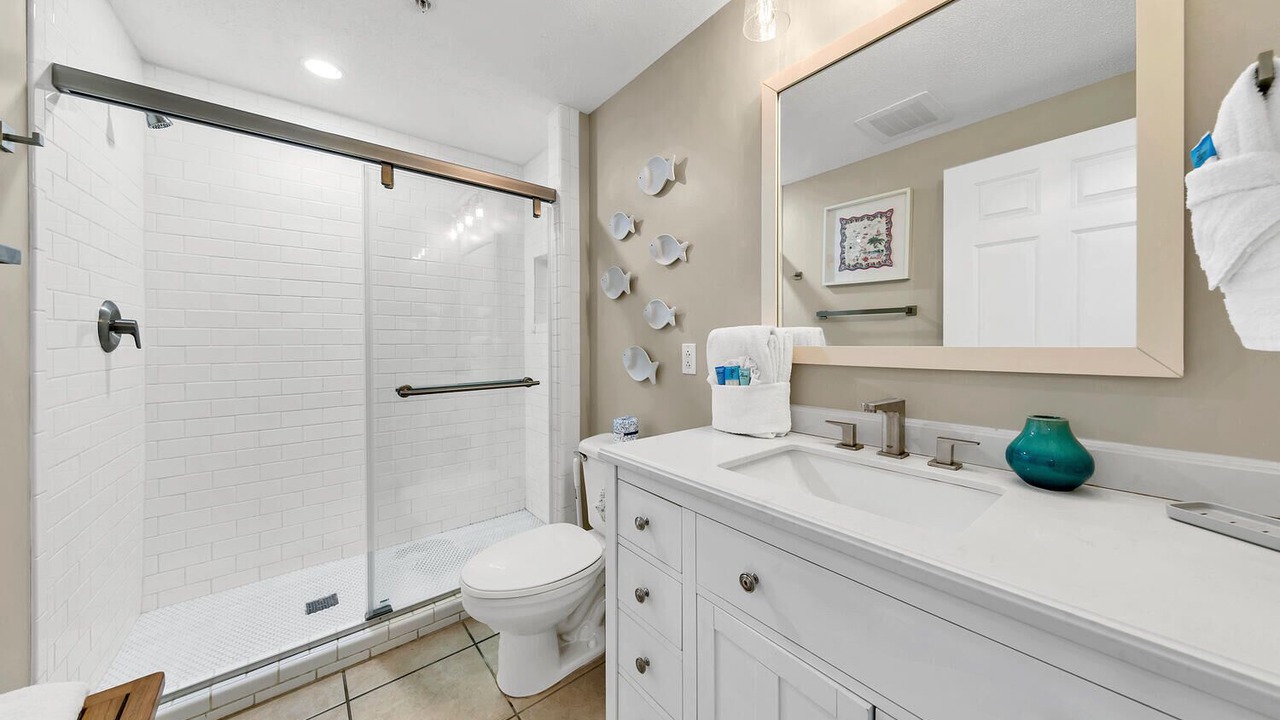 Photo of Bathroom in Lower Grand Lagoon