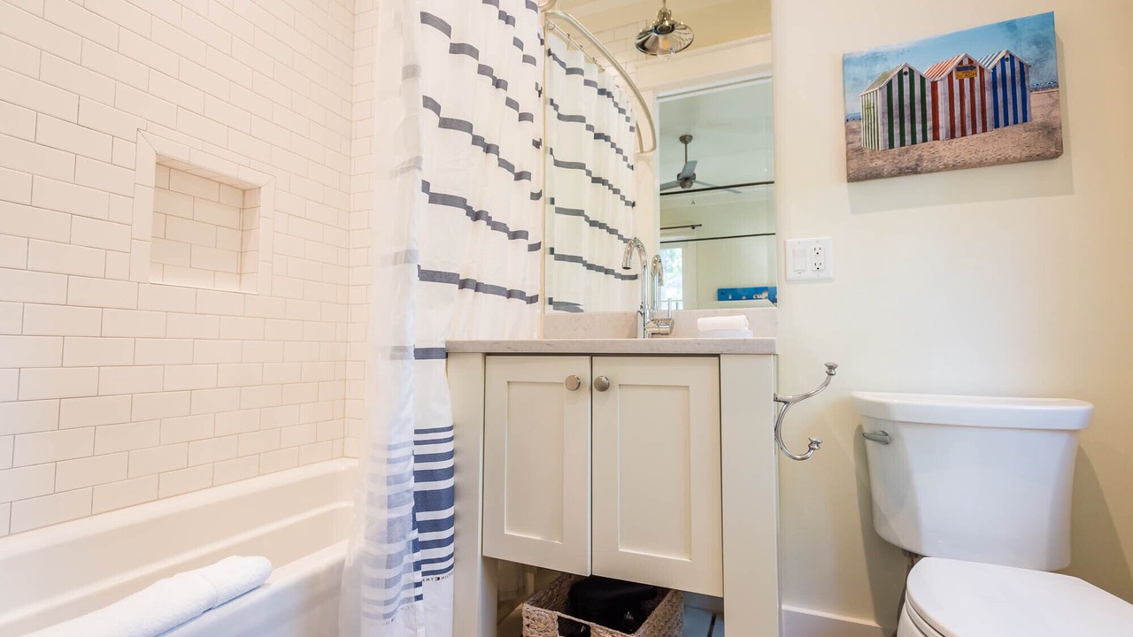 Photo of Bathroom in Forest District