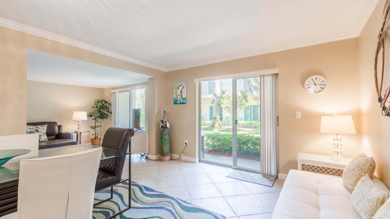 Photo of Livingroom in Siesta Key