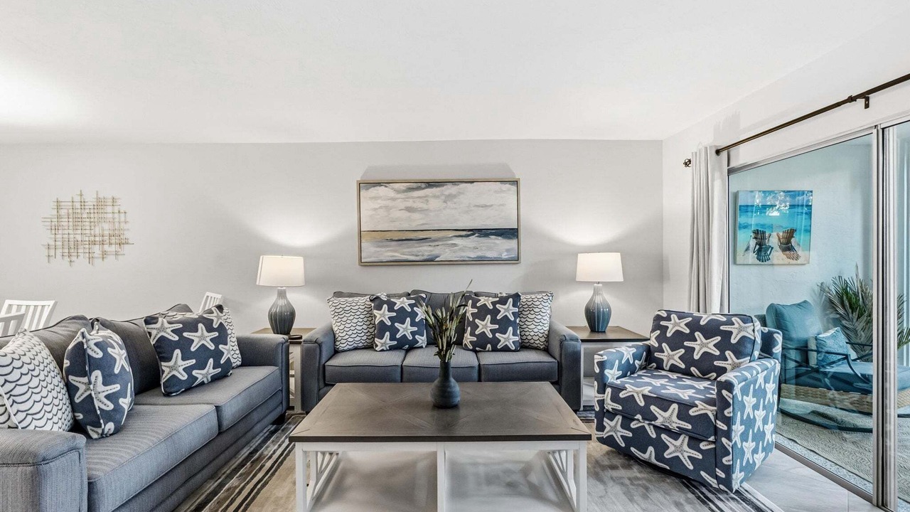 Photo of Livingroom in Siesta Key