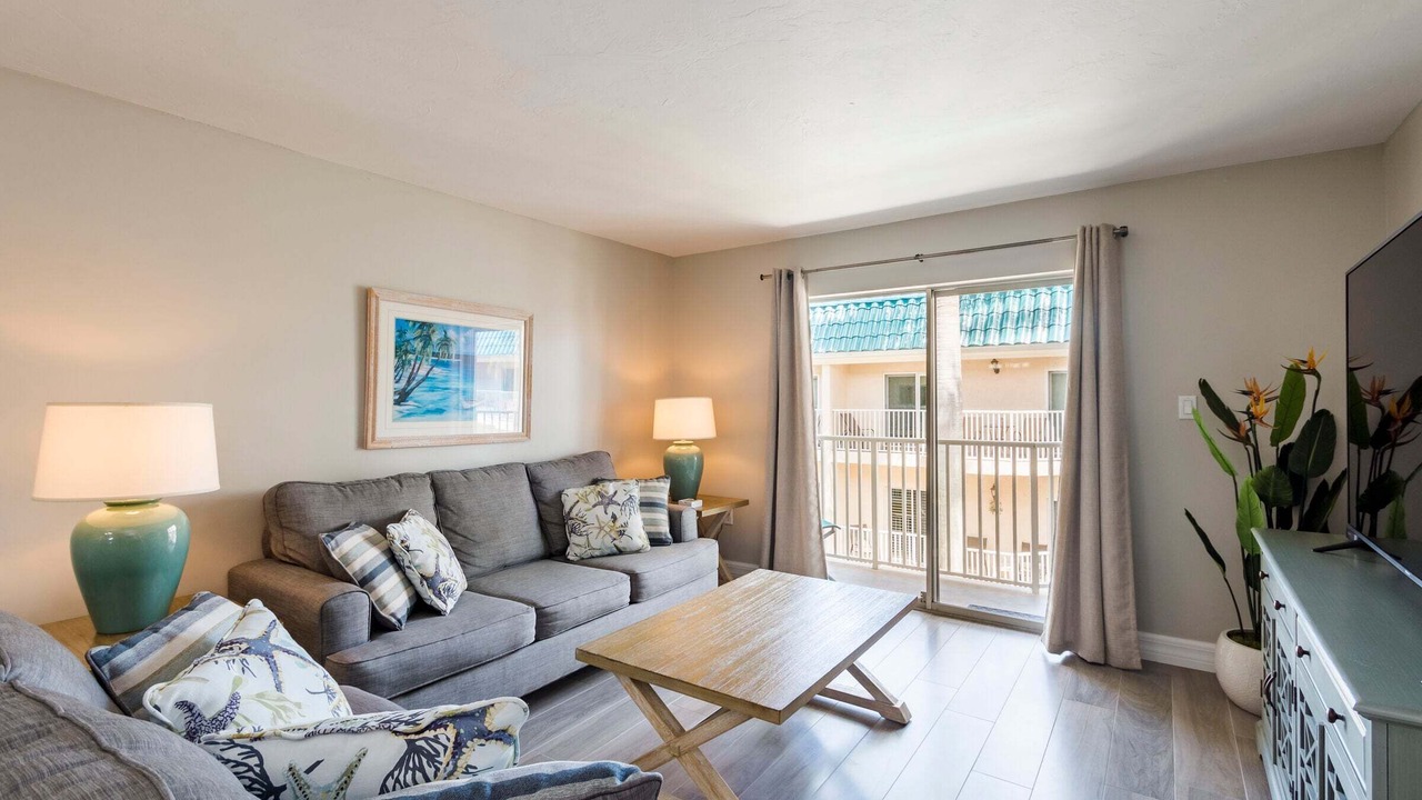 Photo of Livingroom in Siesta Key