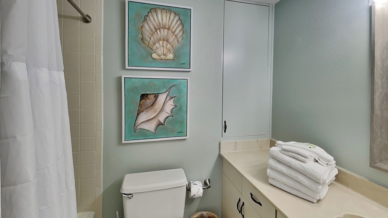 Photo of Bathroom in Navarre Beach