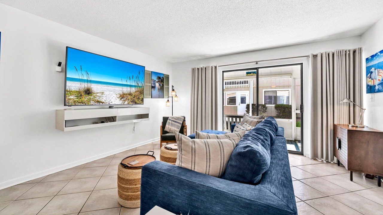 Photo of Livingroom in Destin