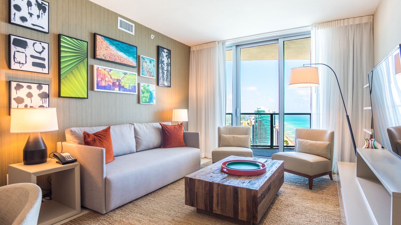 Photo of Livingroom in Hollywood South Central Beach