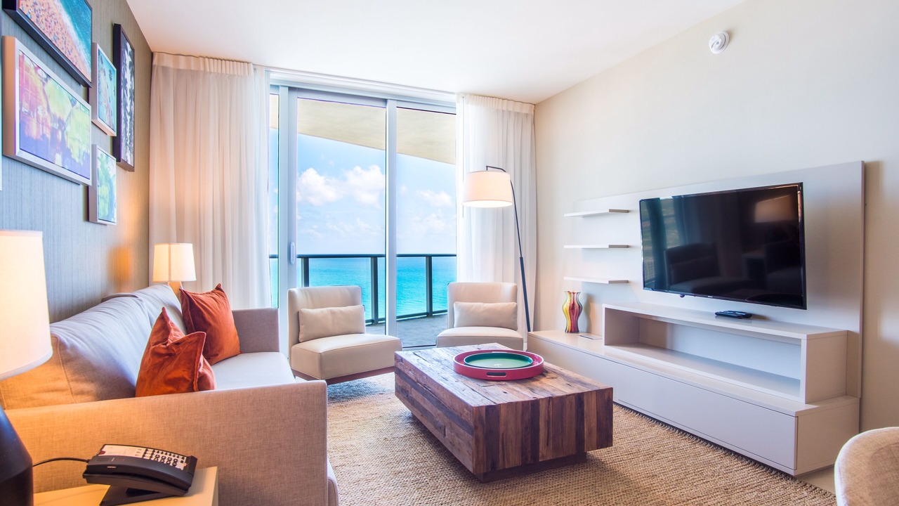 Photo of Livingroom in Hollywood South Central Beach