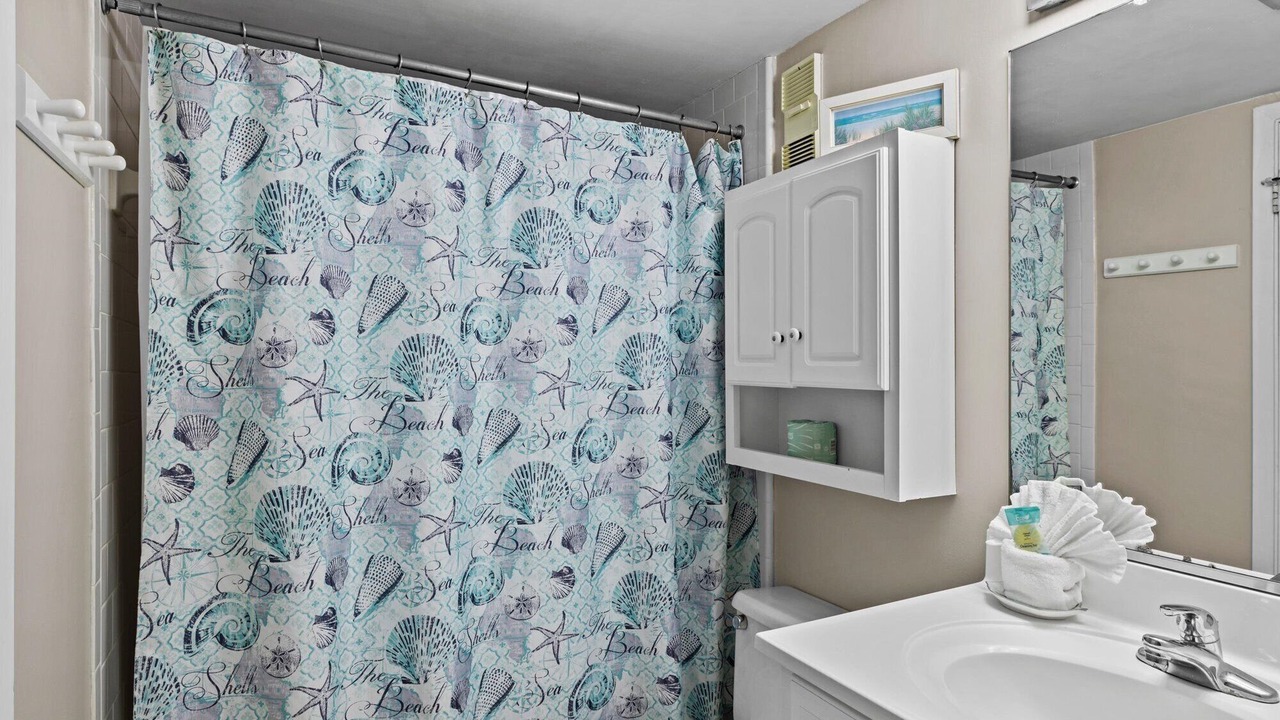 Photo of Bathroom in Holiday Isle