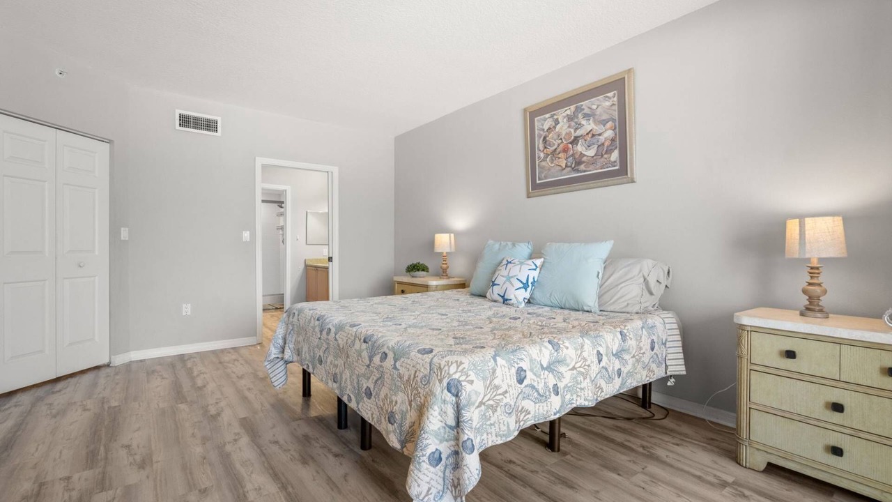 Photo of Bedroom in North Redington Beach