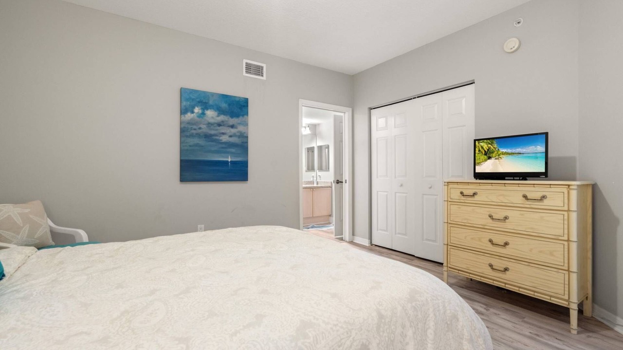 Photo of Bedroom in North Redington Beach