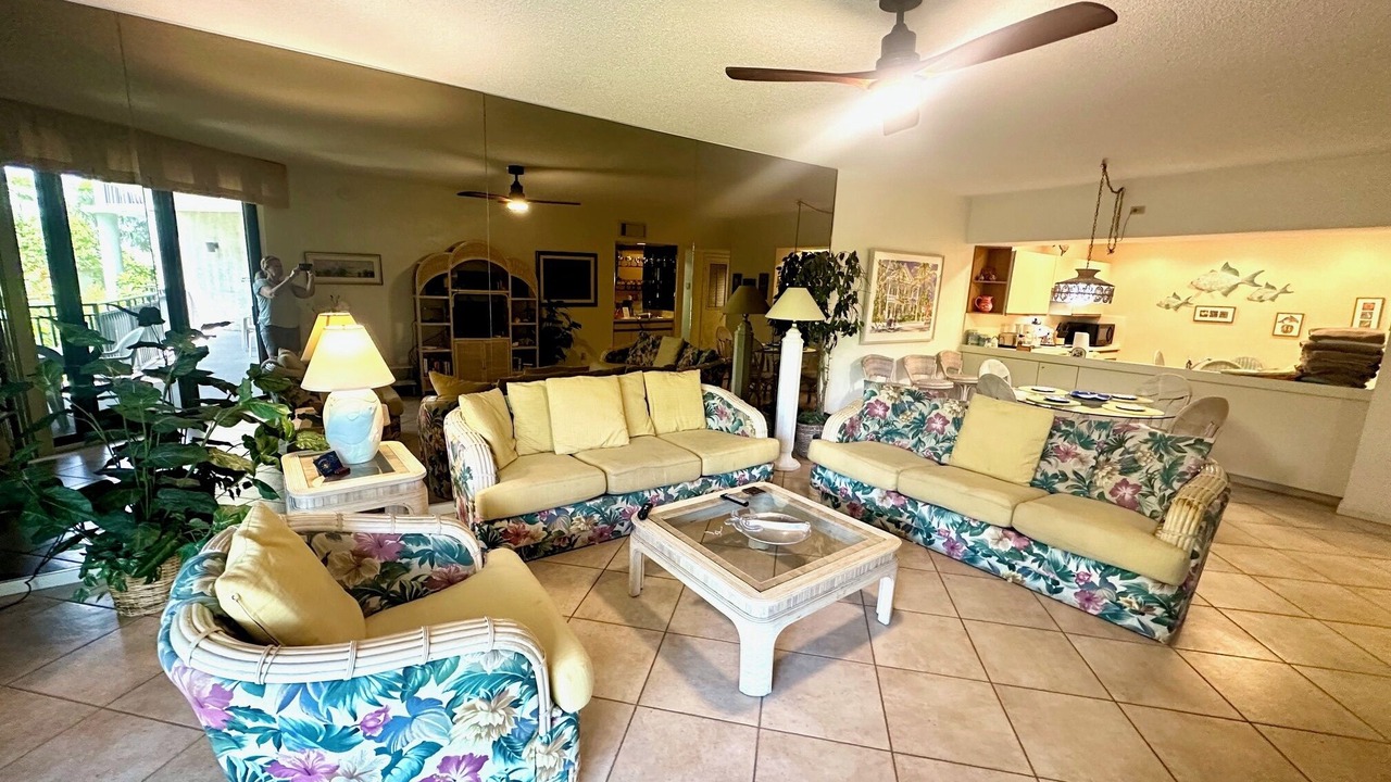 Photo of Livingroom in Key West