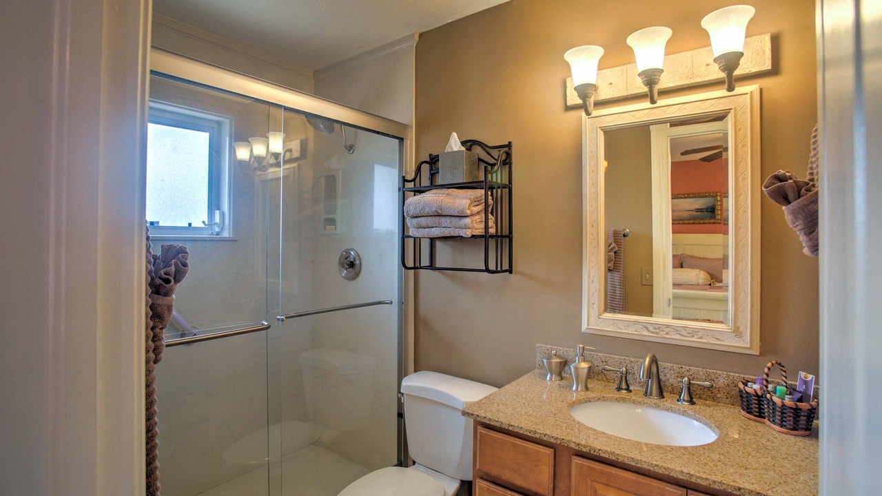 Photo of Bathroom in Naples Park