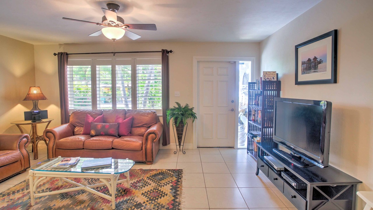 Photo of Livingroom in Naples Park