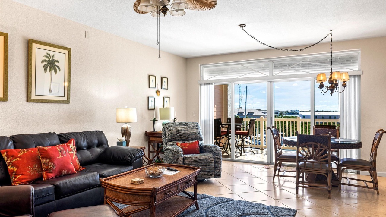 Photo of Livingroom in Key West