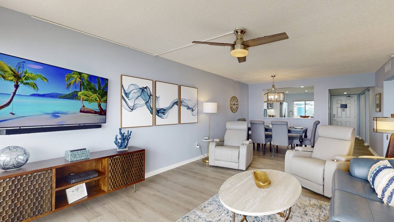 Photo of Livingroom in Madeira Beach