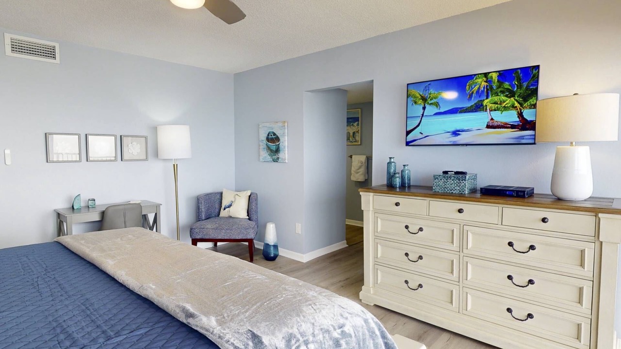 Photo of Bedroom in Madeira Beach