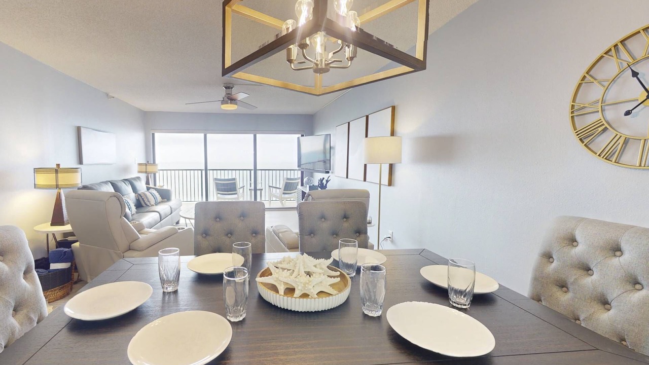 Photo of Livingroom in Madeira Beach