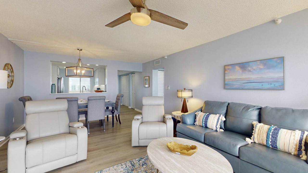 Photo of Livingroom in Madeira Beach