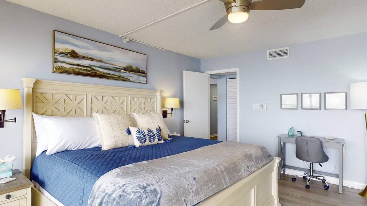 Photo of Bedroom in Madeira Beach