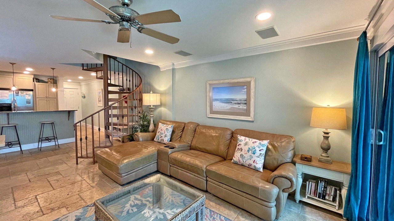 Photo of Livingroom in Pensacola Beach