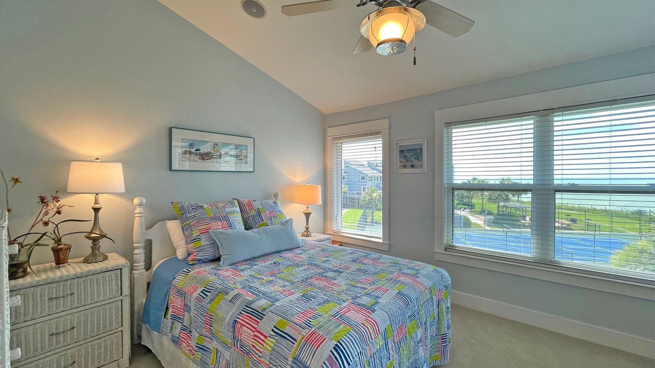 Photo of Bedroom in Pensacola Beach