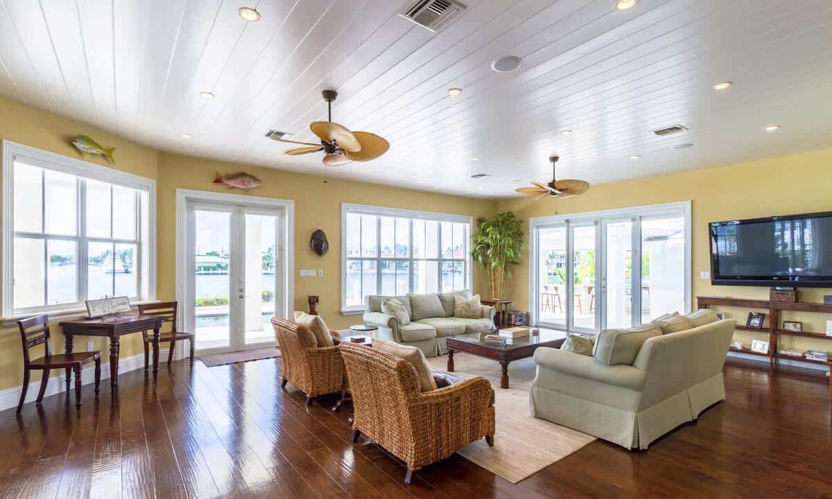 Photo of Livingroom in Marathon