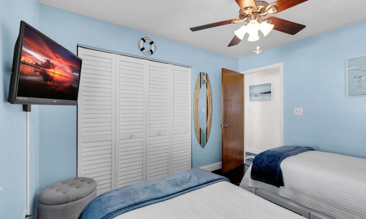 Photo of Bedroom in Key Colony Beach